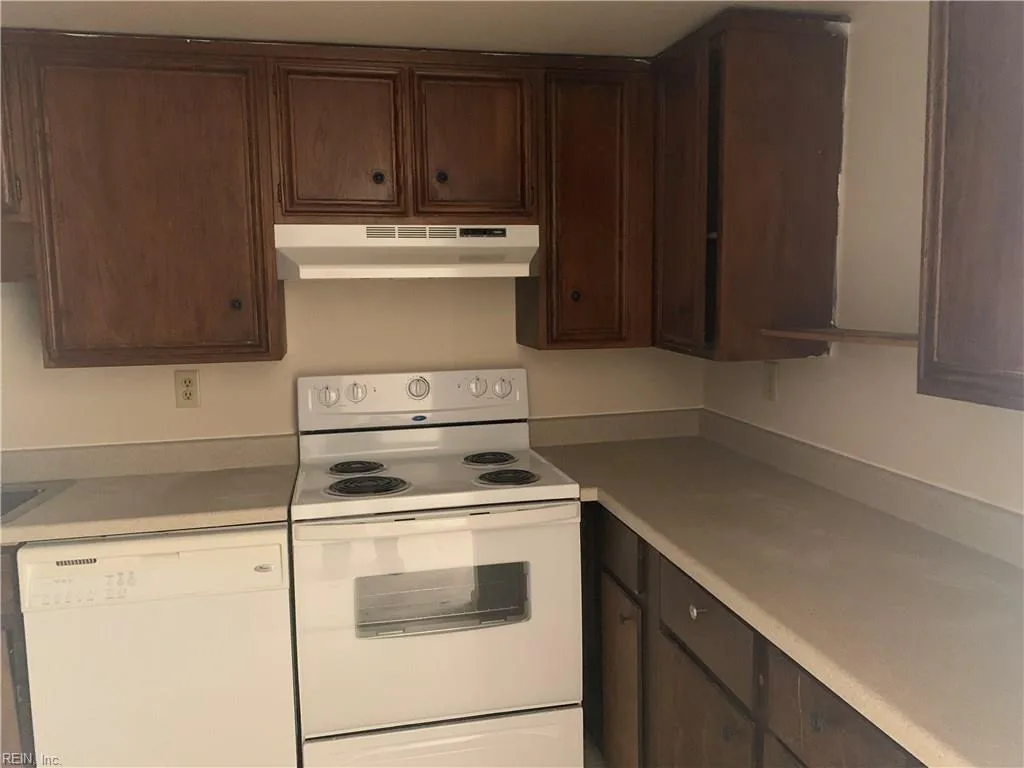 599 W Second Avenue, Franklin VA 23851 thumb 11