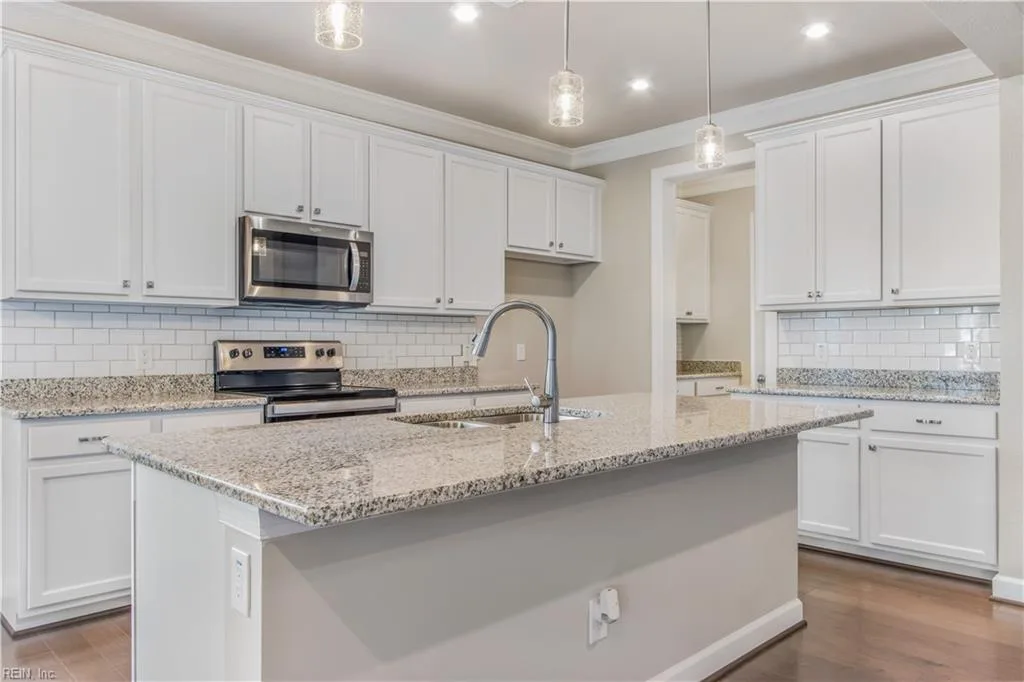 2809 Garland Atwater Junior Court, Virginia Beach VA 23456 thumb 10
