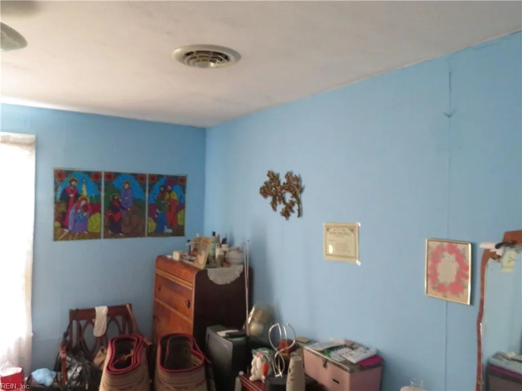 1041 Bells Mill Road, Chesapeake VA 23322 thumb 6