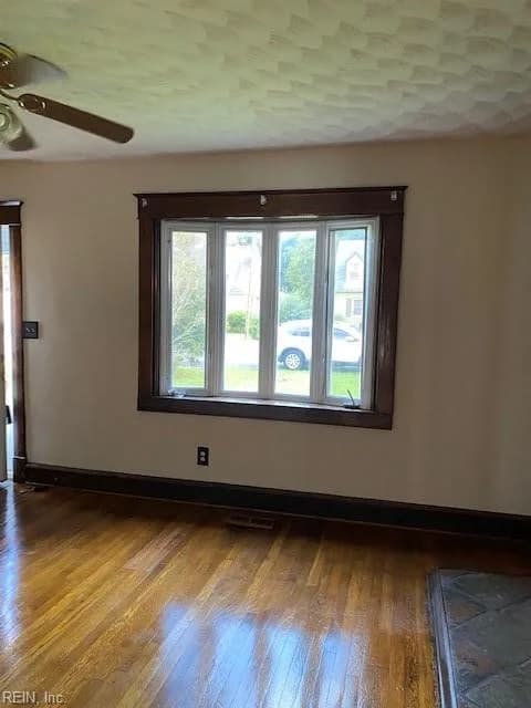 227 Hollywood Avenue, Hampton VA 23661 thumb 6