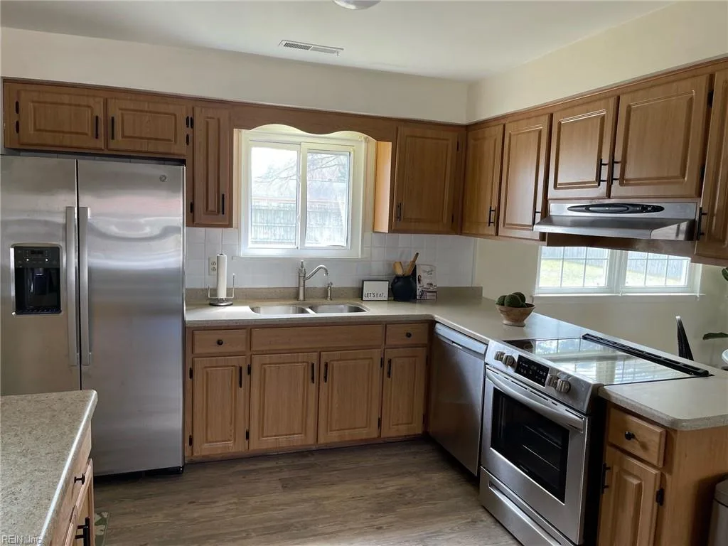 3404 Newport Drive, Chesapeake VA 23321 thumb 10