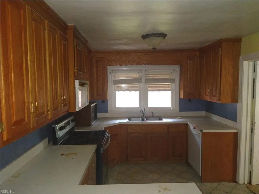212 Saint James Avenue, Suffolk VA 23434 thumb 8