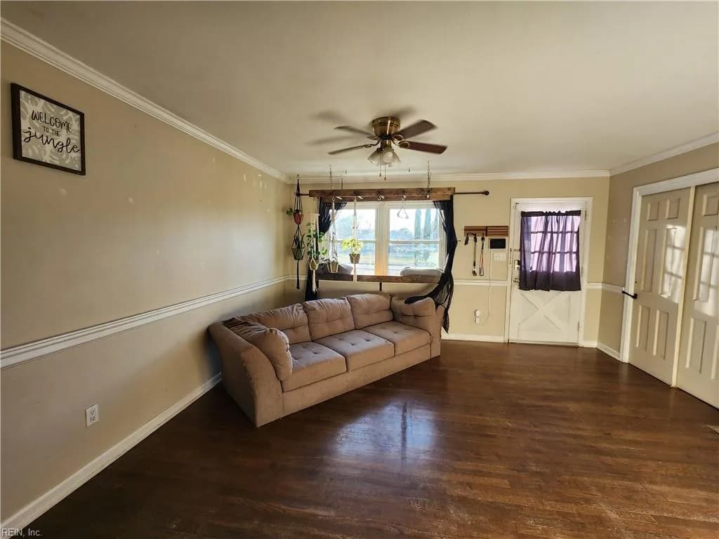 684 Harpersville Road, Newport News VA 23601 thumb 7