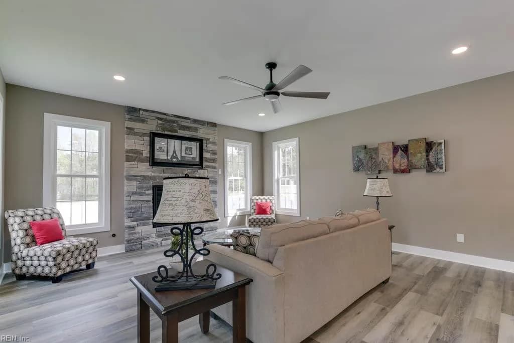 315 Dare Road, Yorktown VA 23692 thumb 7