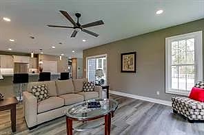 315 Dare Road, Yorktown VA 23692 thumb 8