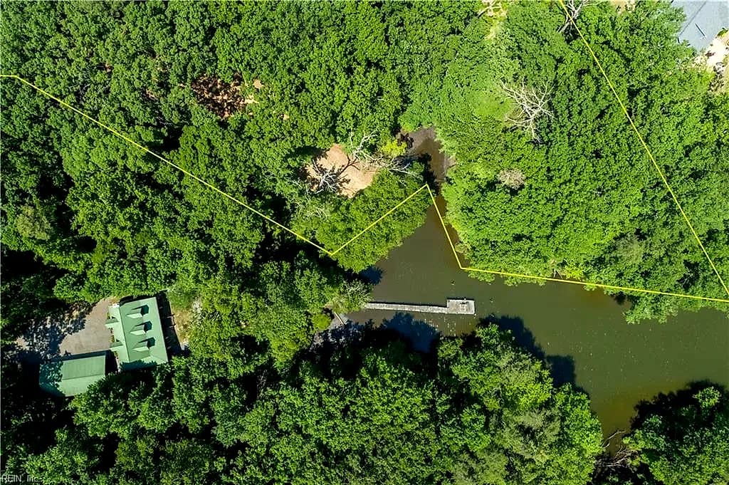 862 Twiggs Ferry Road, Hartfield VA 23071 thumb 8