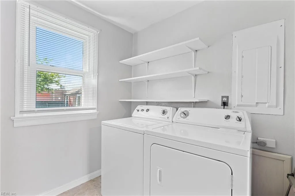 2329 Dominion Avenue, Norfolk VA 23518 thumb 11