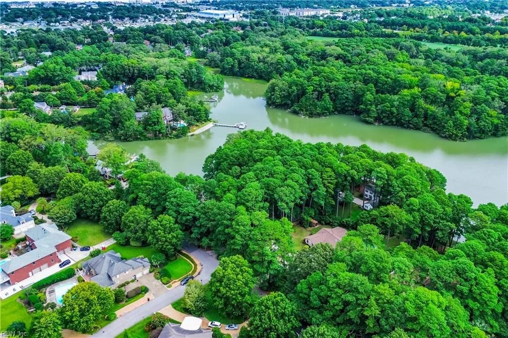 1850 Woodside Lane, Virginia Beach VA 23454 thumb 12
