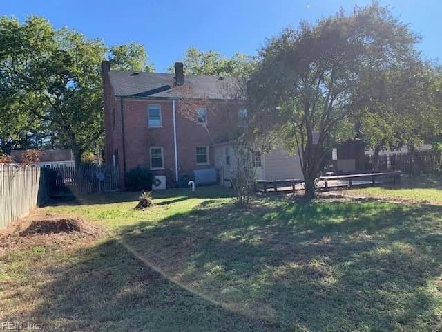 32 N Court Street, Windsor VA 23487 thumb 11