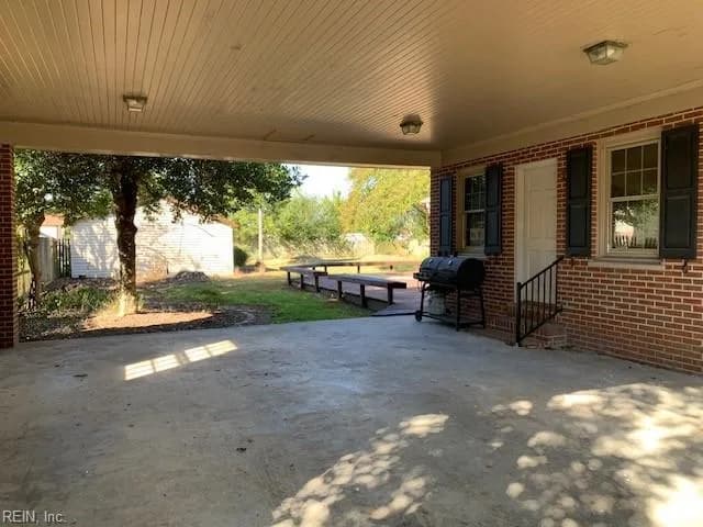 32 N Court Street, Windsor VA 23487 thumb 8