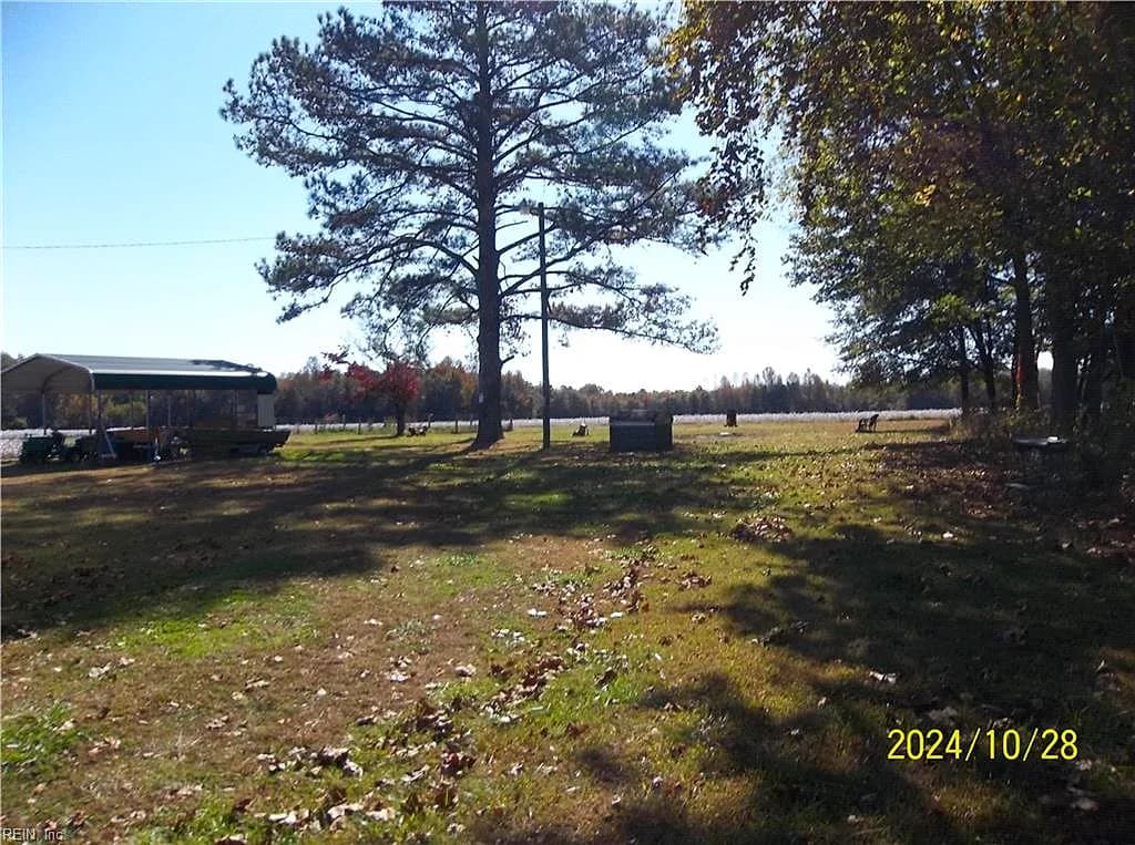 13556 White Meadow Road, Boykins VA 23827 - Photo 5