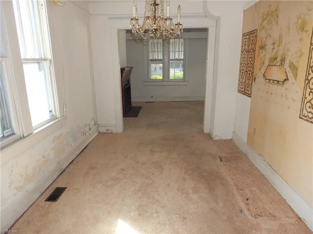 2208 Roanoke Avenue, Newport News VA 23607 thumb 8