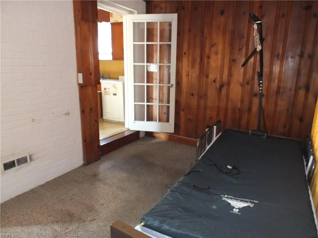 2208 Roanoke Avenue, Newport News VA 23607 thumb 9