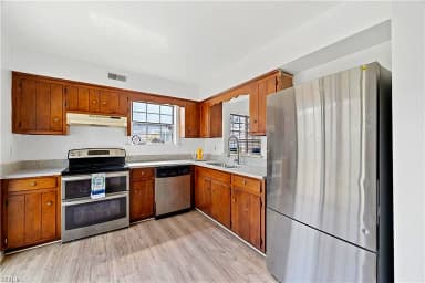 364 Thorncliff Drive, Newport News VA 23608 thumb 10