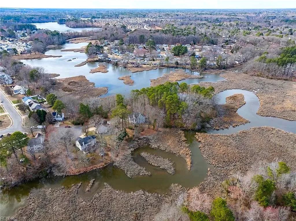 323 Vista Point Drive, Hampton VA 23666 thumb 12