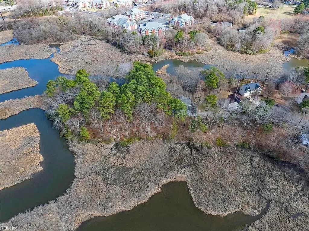 323 Vista Point Drive, Hampton VA 23666 thumb 8