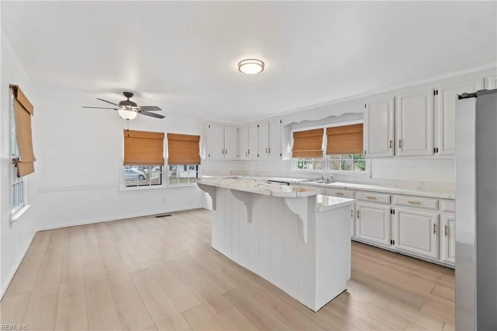 222 Clemwood Parkway, Hampton VA 23669 thumb 10