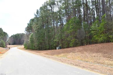 1314 Lawnes Neck Drive, Smithfield VA 23430 thumb 3