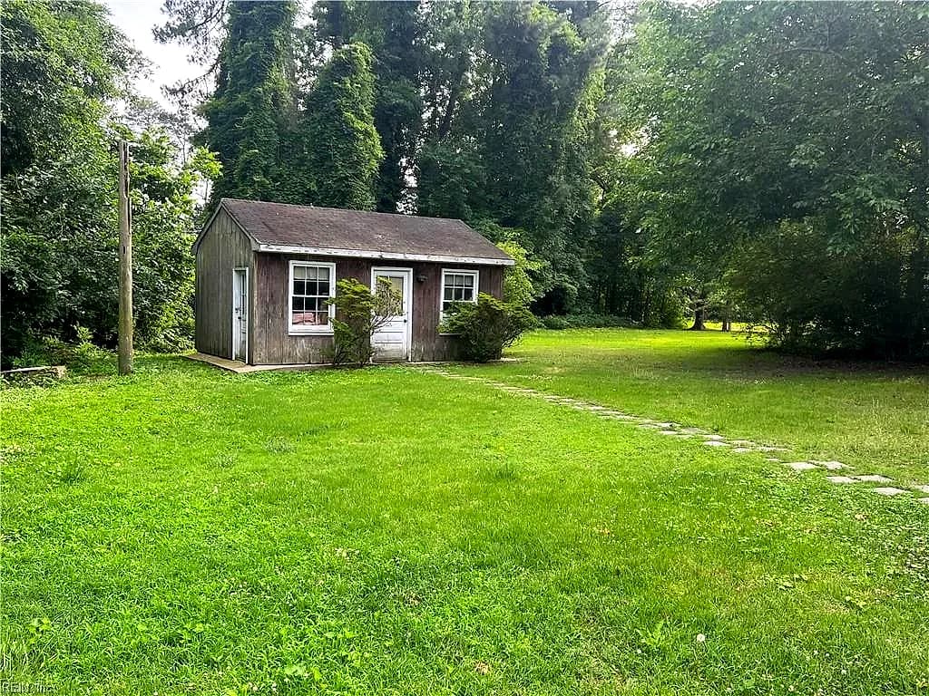 205 Country Club RD, FRANKLIN VA 23851 thumb 11