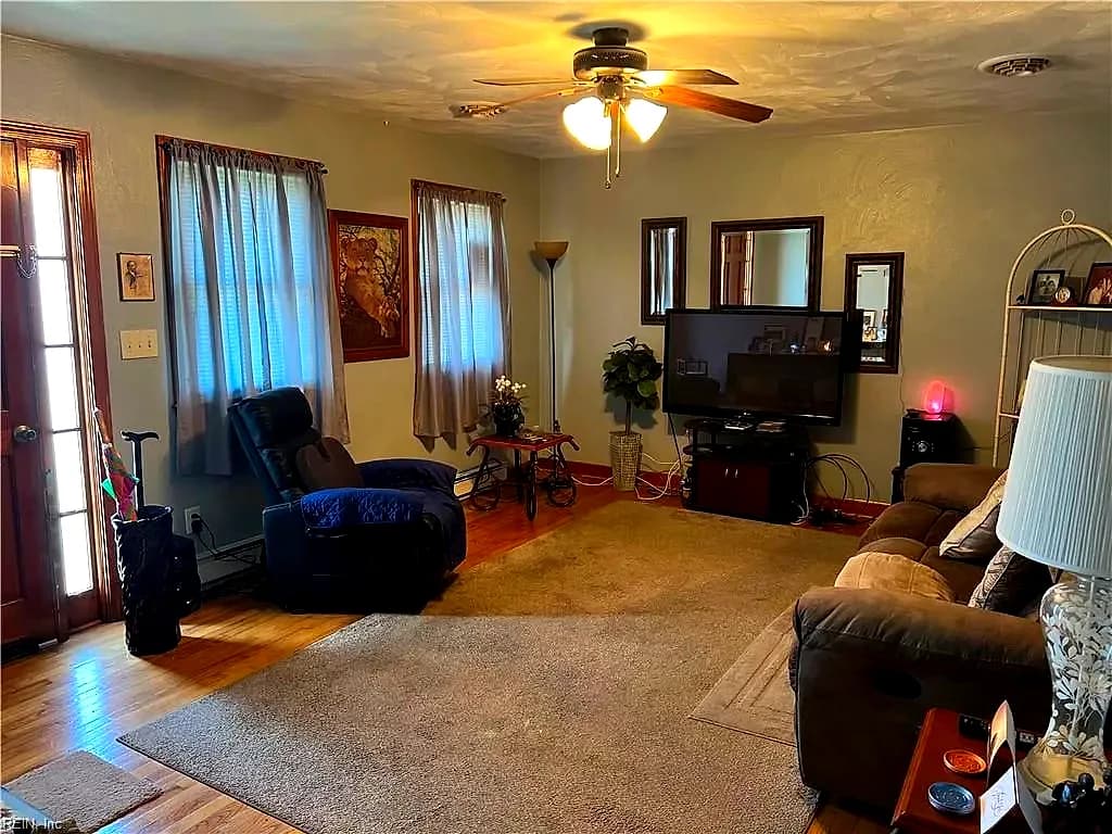 205 Country Club RD, FRANKLIN VA 23851 - Photo 4