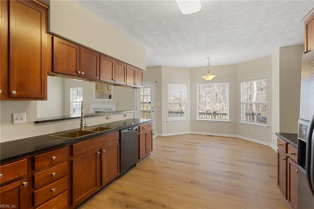 3116 Ferncliff CT, CHESAPEAKE VA 23323 thumb 11
