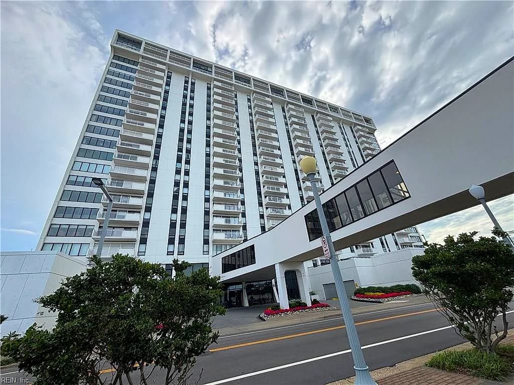 4004 Atlantic AVE #204, VIRGINIA BEACH VA 23451 - Main photo