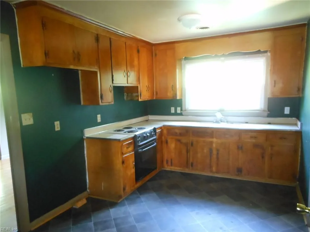 9618 Carver DR, NEWPORTNEWS VA 23605 thumb 7