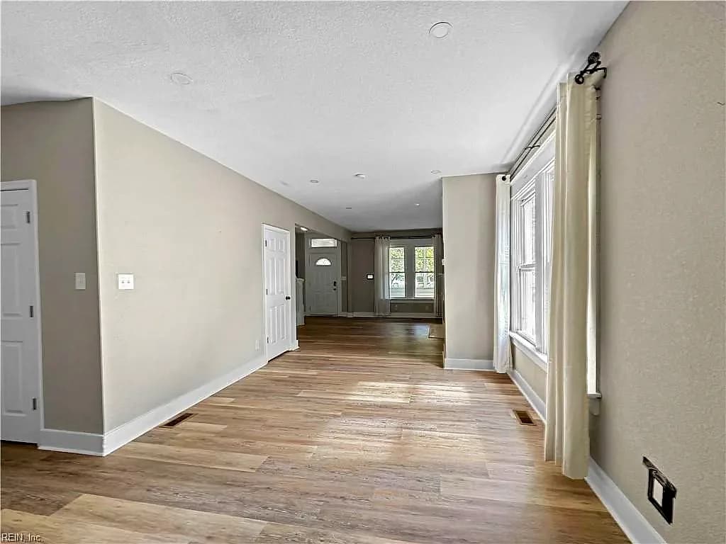 717 W 29th ST, NORFOLK VA 23508 thumb 11
