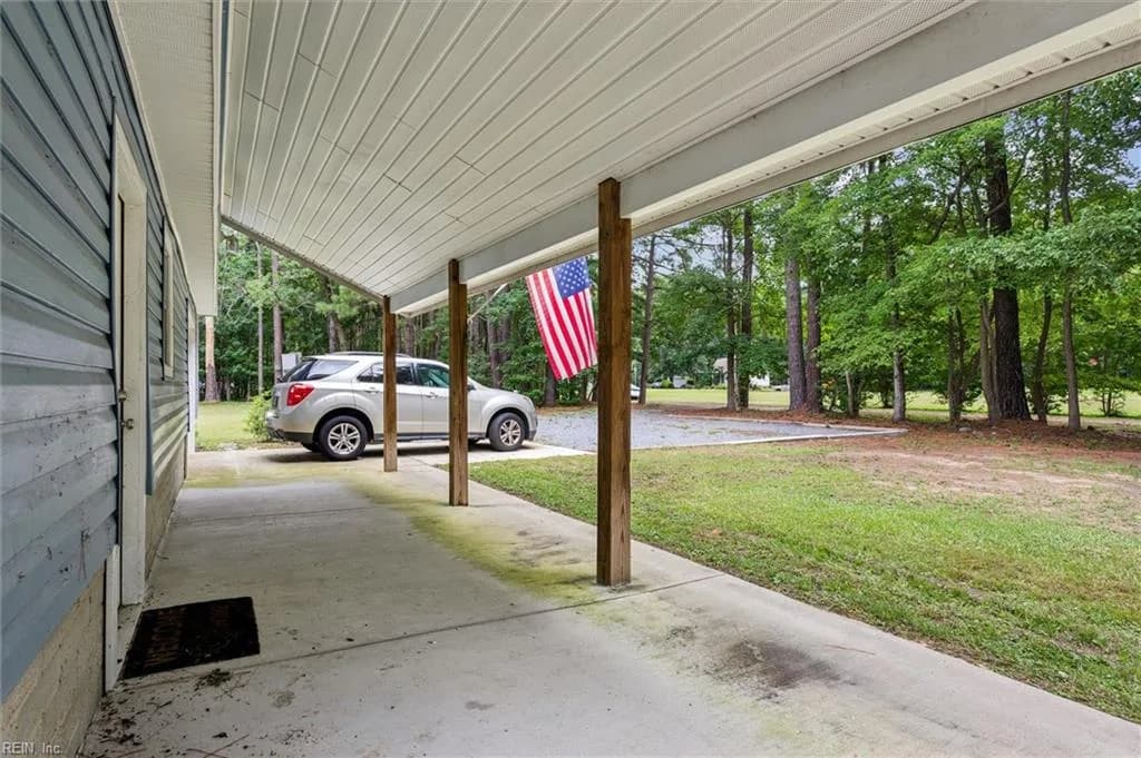 12464 Grand Square LN, CARROLLTON VA 23314 thumb 6