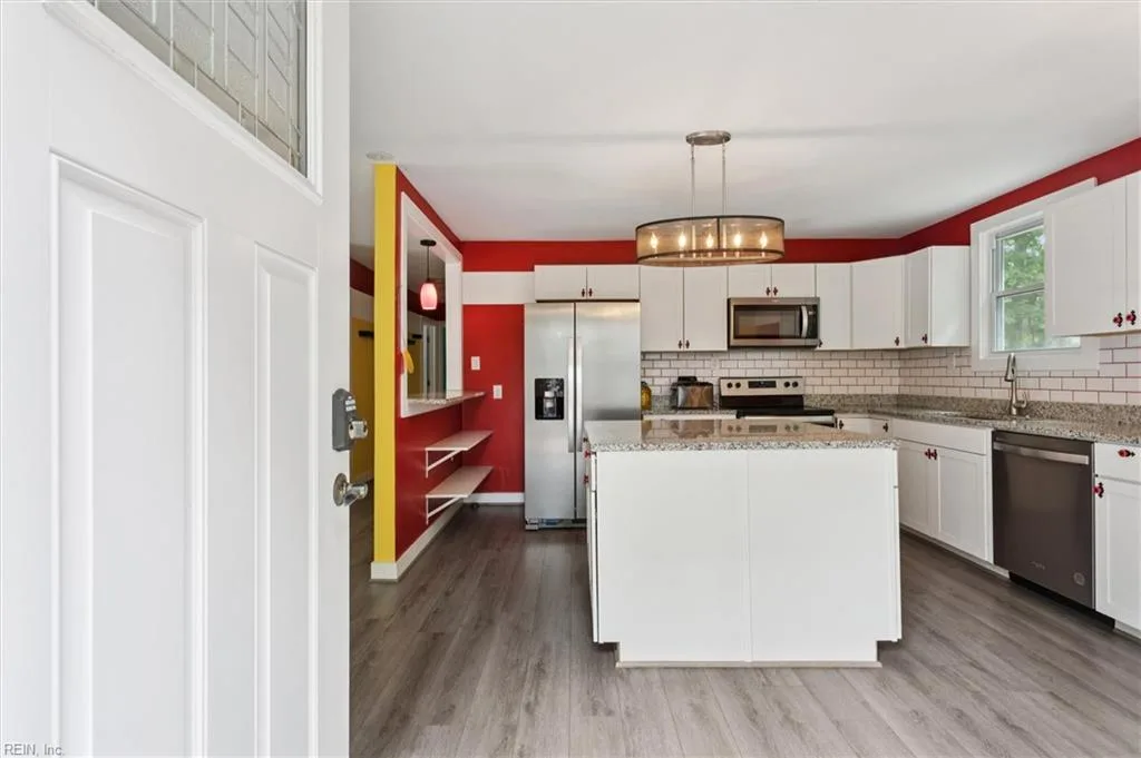 12464 Grand Square LN, CARROLLTON VA 23314 thumb 8