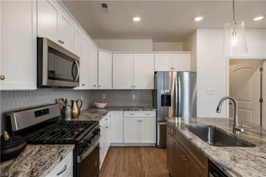 210 Oxford AVE #47-1, SMITHFIELD VA 23430 thumb 12