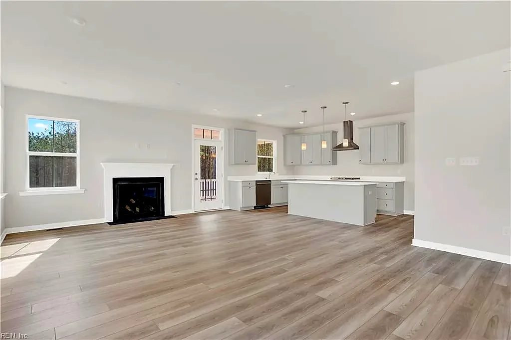 6300 Fawncrest LN, WILLIAMSBURG VA 23188 - Photo 5