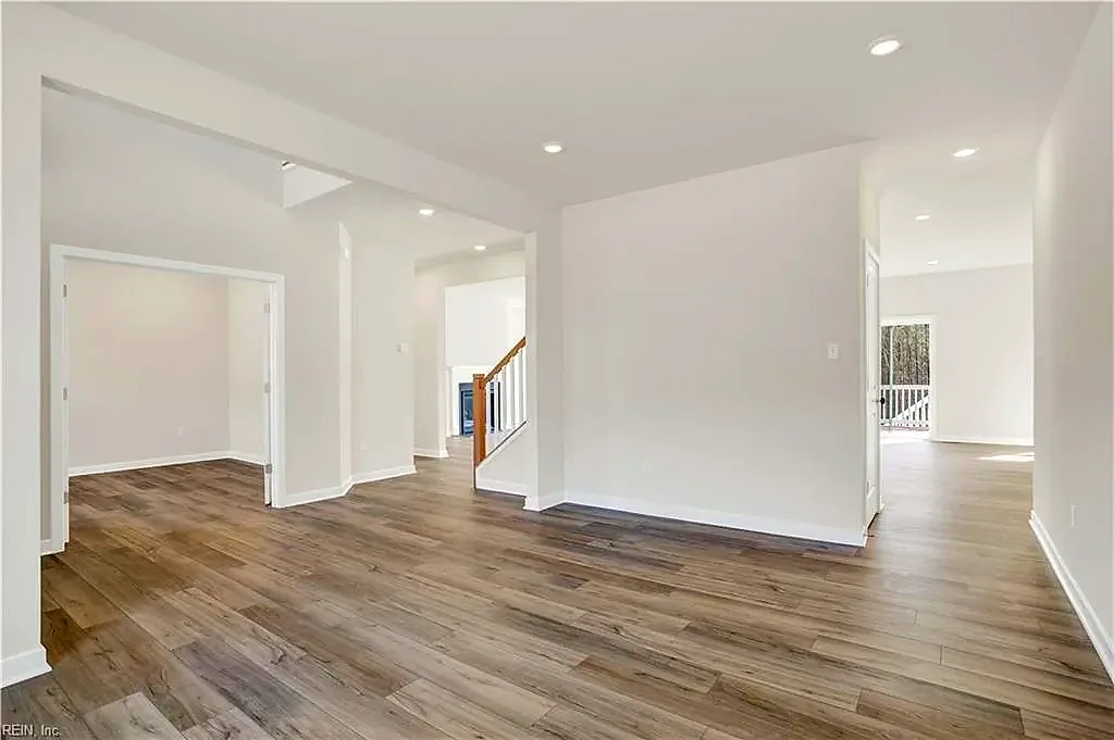 6304 Fawncrest LN, WILLIAMSBURG VA 23188 - Photo 5