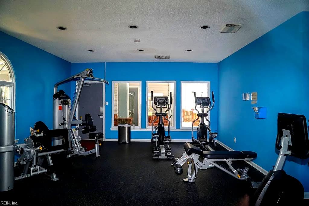877 Whistling Swan DR, VIRGINIABEACH VA 23464 thumb 8