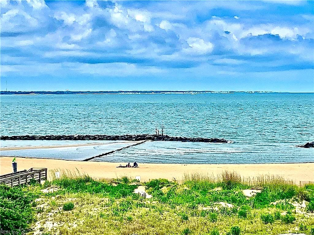 1080 W Ocean View AVE #D, NORFOLK VA 23503 thumb 9