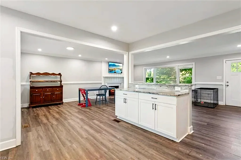 18 Brookfield DR, HAMPTON VA 23666 thumb 10