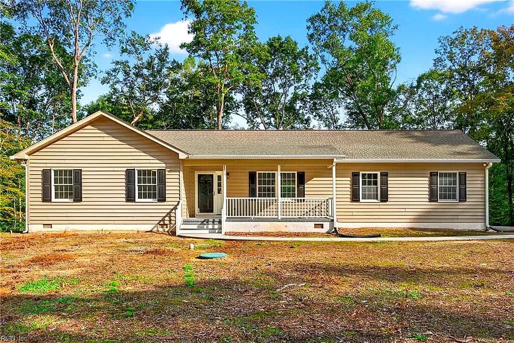 9016 Marlfield RD, GLOUCESTER VA 23061 - Photo 2