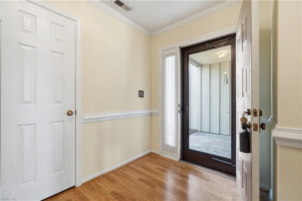 4291 Hatton Point LN, PORTSMOUTH VA 23703 thumb 7