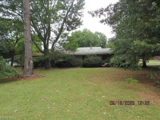 1678 Fitchetts Wharf RD, MOON VA 23119 - Photo 2