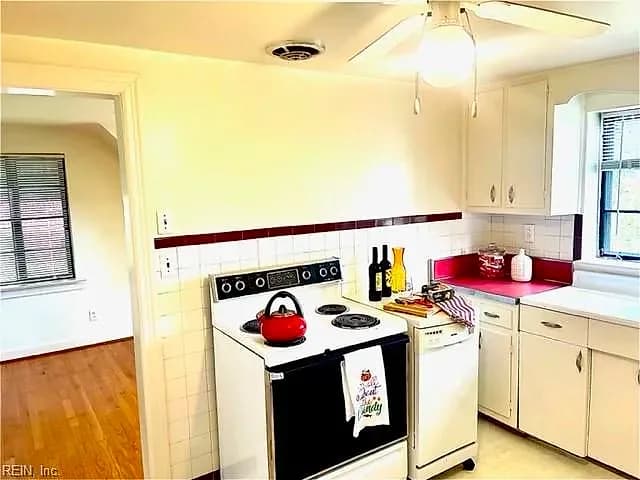 4010 Holly AVE #2, NORFOLK VA 23504 thumb 12