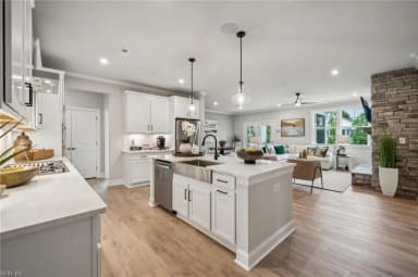 402 Heavens WAY, YORKTOWN VA 23693 thumb 4