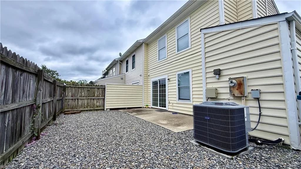 210 Whitewater DR, NEWPORTNEWS VA 23608 thumb 6