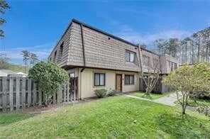 1372 Granada CT, NEWPORT NEWS VA 23608 - Main photo