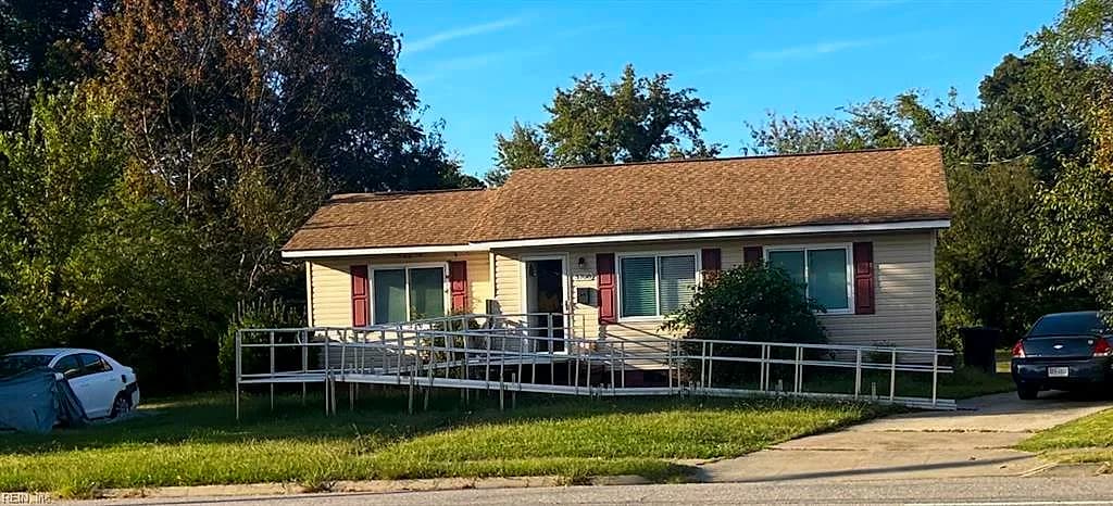 3708 Greenwood DR, PORTSMOUTH VA 23701 - Main photo