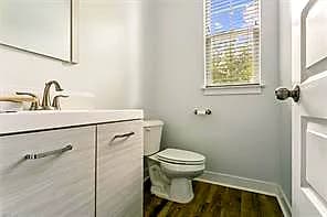 103 Daybeacon ST, YORKTOWN VA 23692 thumb 8