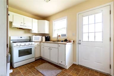 23114 Southampton PW, COURTLAND VA 23837 thumb 11