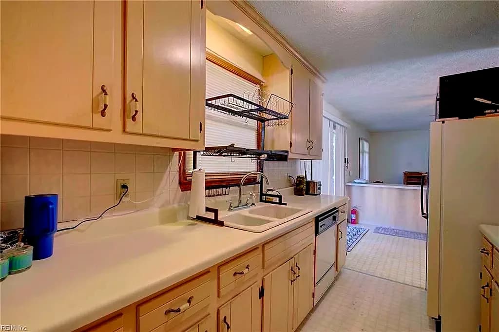 5111 Duchess LN, GLOUCESTER VA 23061 thumb 6