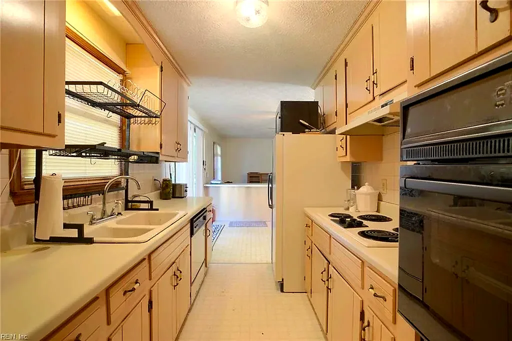 5111 Duchess LN, GLOUCESTER VA 23061 thumb 7