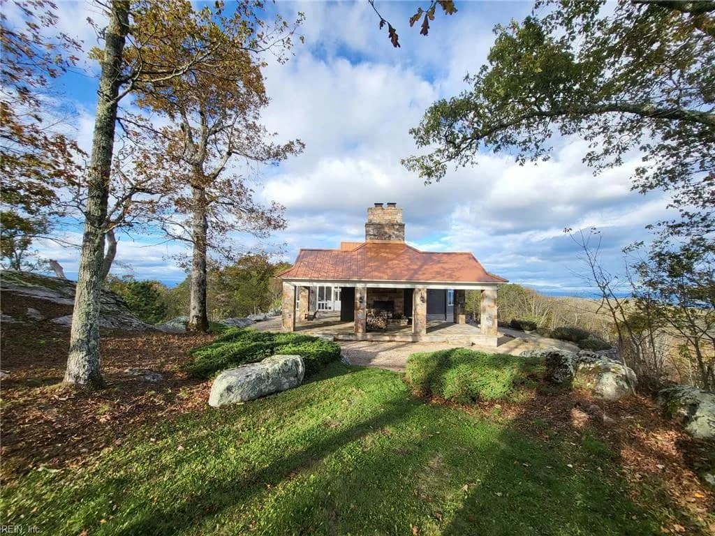 504 Airport DR, HOTSPRINGS VA 24445 thumb 10