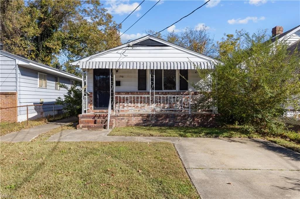710 N Back River RD, HAMPTON VA 23669 - Photo 2